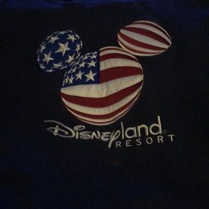 Dark blue vintage Disney resort sweat shirt